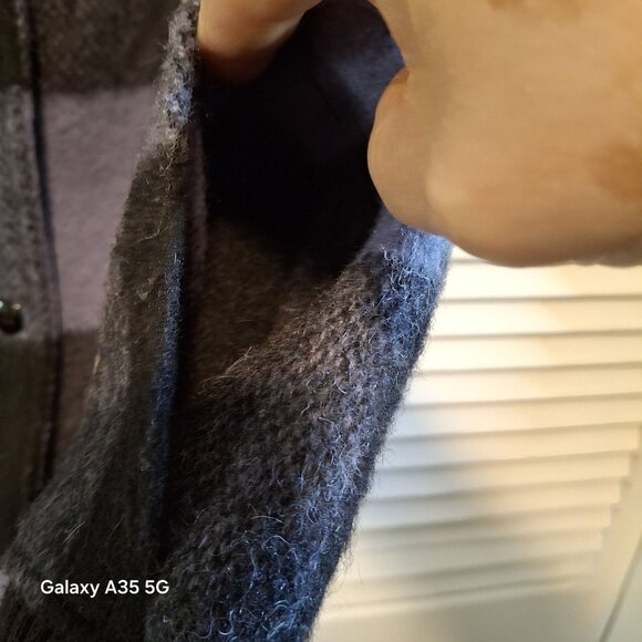 Woolrich Womens Plaid Wool Blend Vest W/ Shawl Collar Black & Purple Size M Cozy - Picture 4 of 9